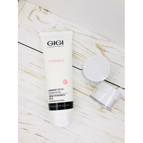 GIGI Vitamin E Увлажнитель для нормальной и сухой кожи SPF20  Moisturizer for Normal to Dry Skin