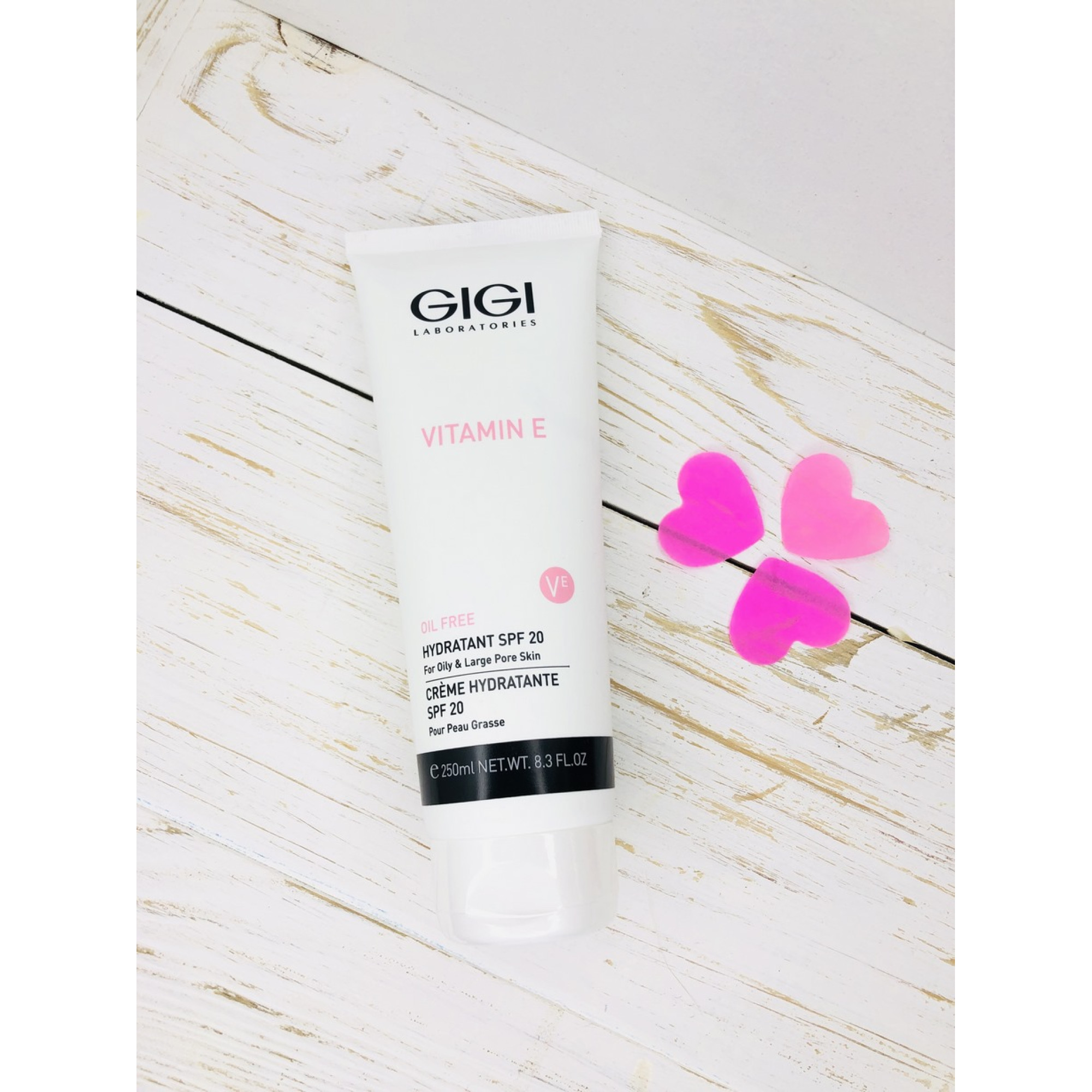 GIGI Зволожувач для жирної шкіри SPF20 Vitamin E Moisturizer for Oily Skin