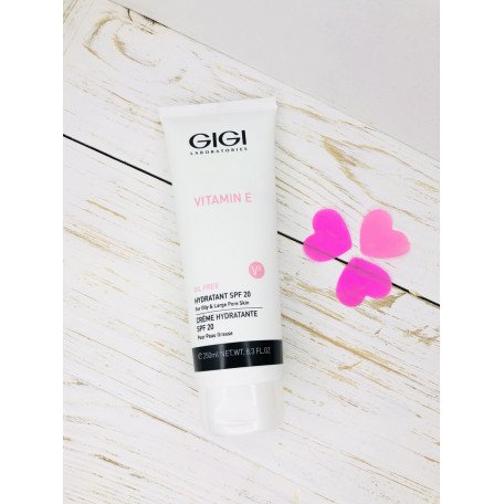 GIGI  Увлажнитель для жирной кожи SPF20 Vitamin E Moisturizer for Oily Skin